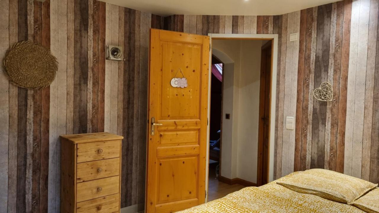 Comme A La Maison, Chambres Au Calme Verrens-Arvey 外观 照片