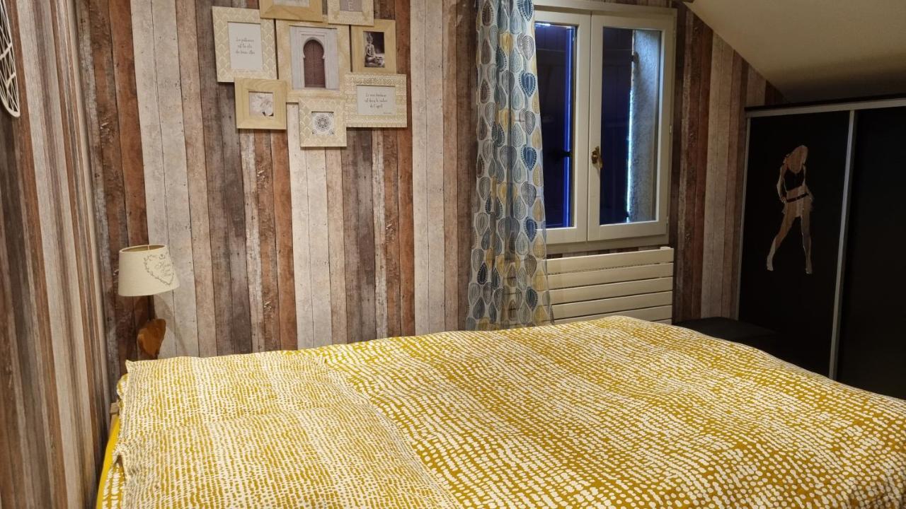 Comme A La Maison, Chambres Au Calme Verrens-Arvey 外观 照片